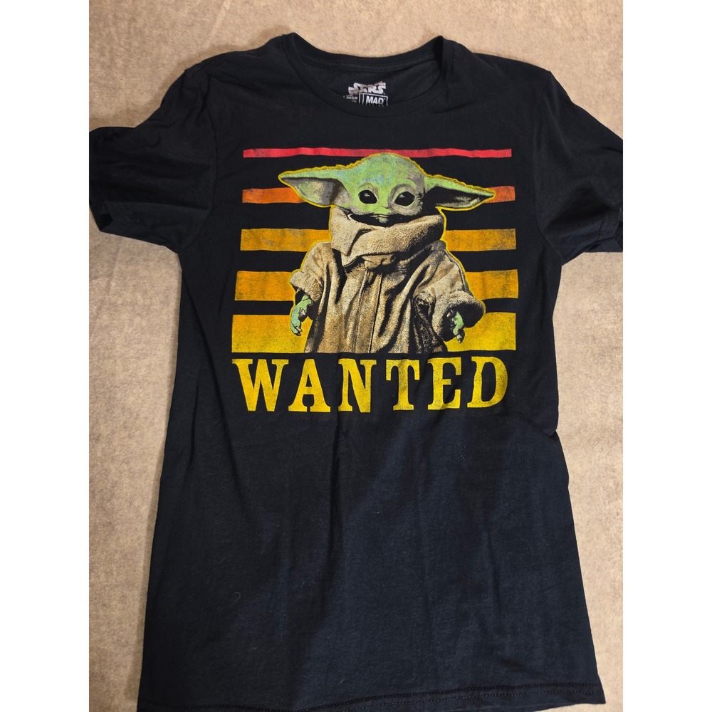 Star Wars Baby Yoda Wanted Graphic T-Shirt Black Mad Engine Small Grogu Retro
